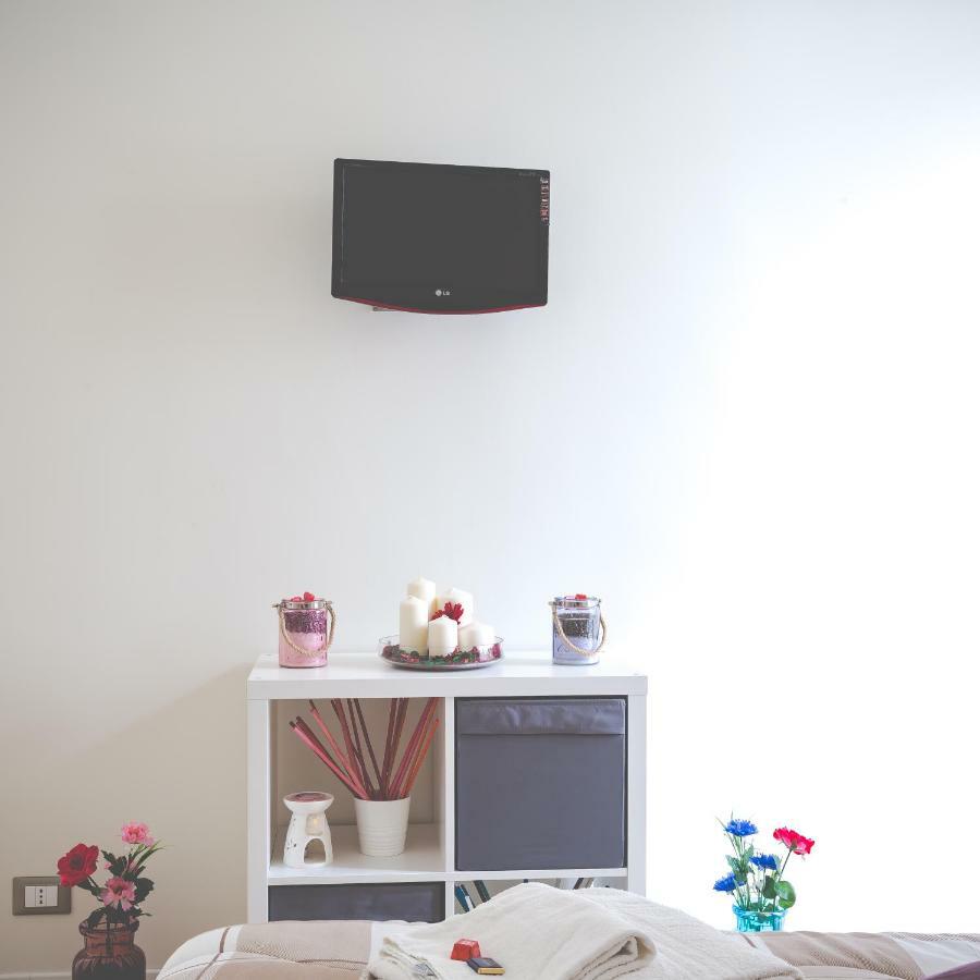 Sixty One Luxury Room Рим Экстерьер фото